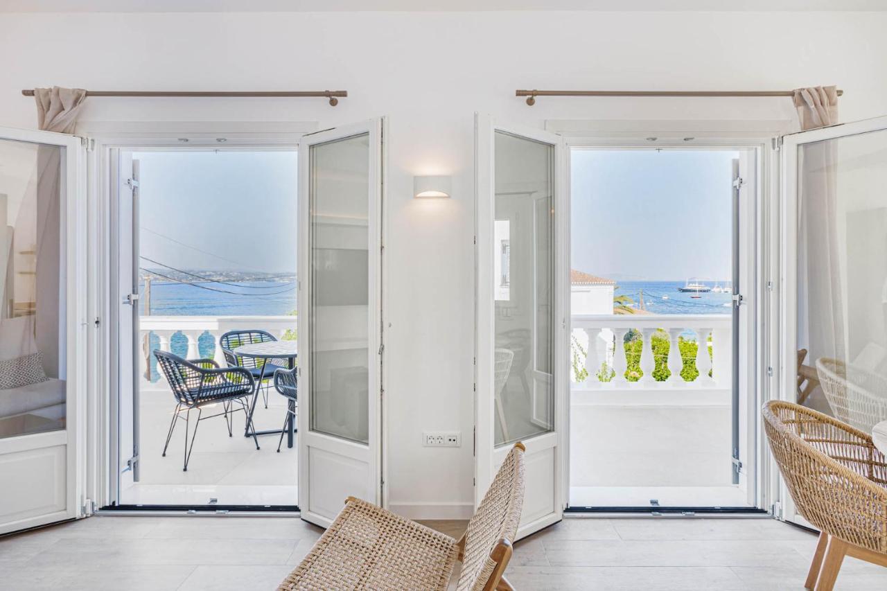 Pearl House - Luxurious New Beach Villa In Spetses Stunning View Ligoneri ภายนอก รูปภาพ